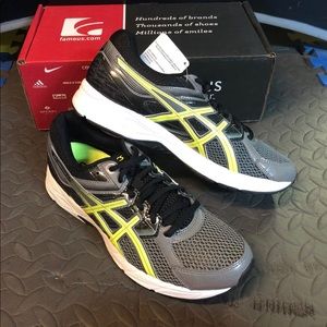 Men’s Asics Sneakers